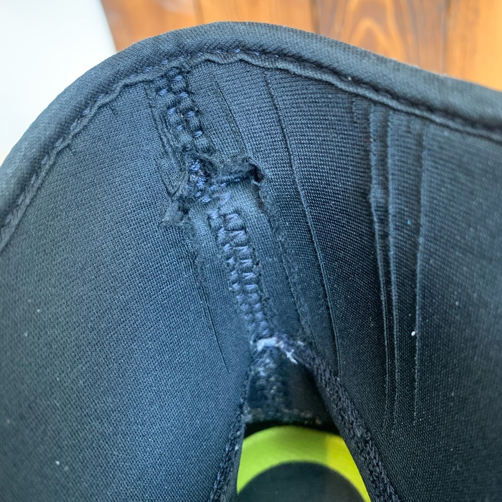 Converse Chuck Taylor All Star Men’s 
Waterproof Nubuck Boots in Black-Rare - Picture 13 of 16